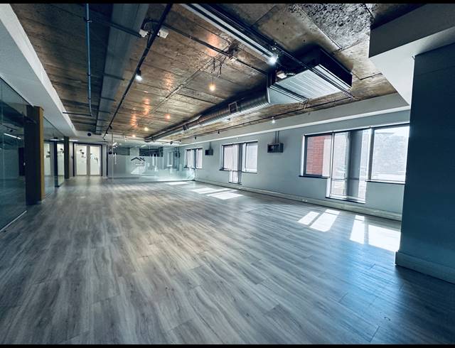 733.40M² OFFICE TO LET IN WOODMEAD